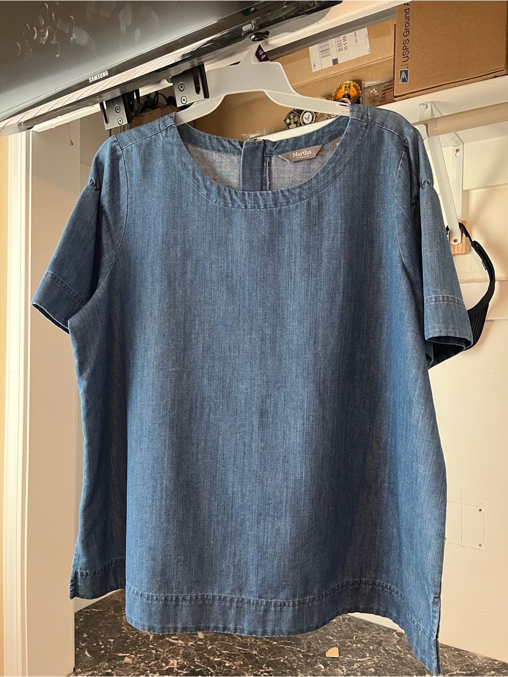 Martha Stewart Blue Denim Round-Neck Short Sleeve Top